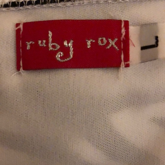 Ruby Rox Dress, Special Occasion or Prom - Picture 6 of 8